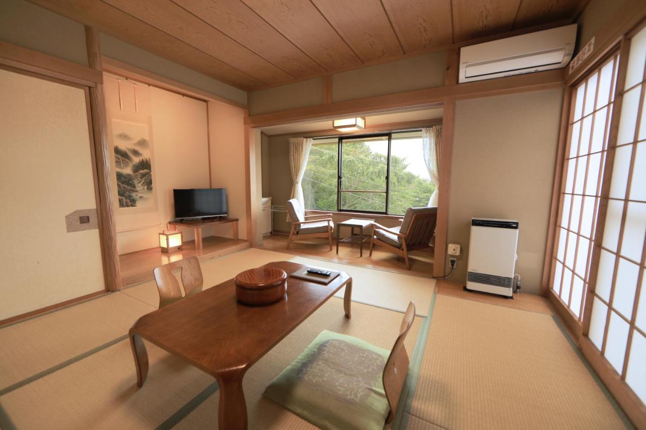 Raku Hotel Hakone Buitenkant foto