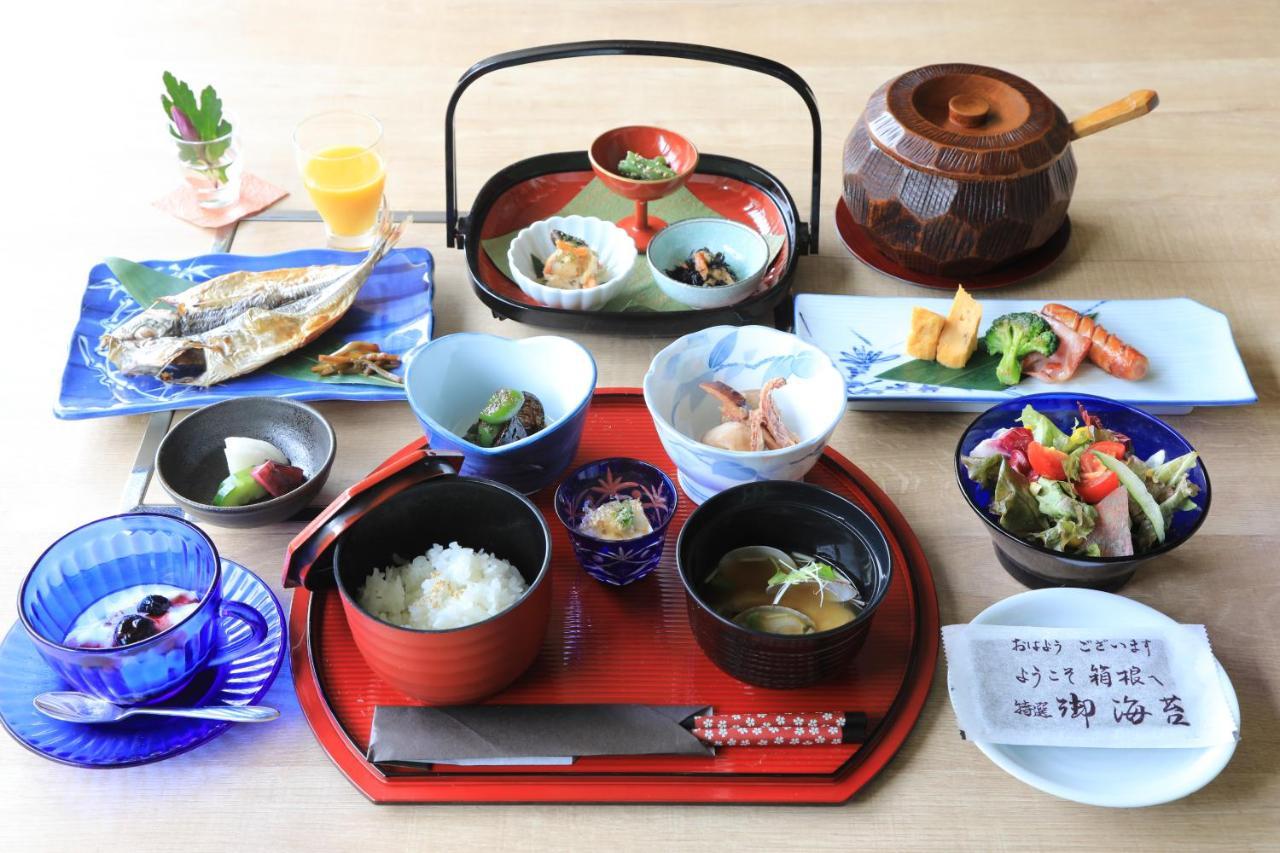 Raku Hotel Hakone Buitenkant foto