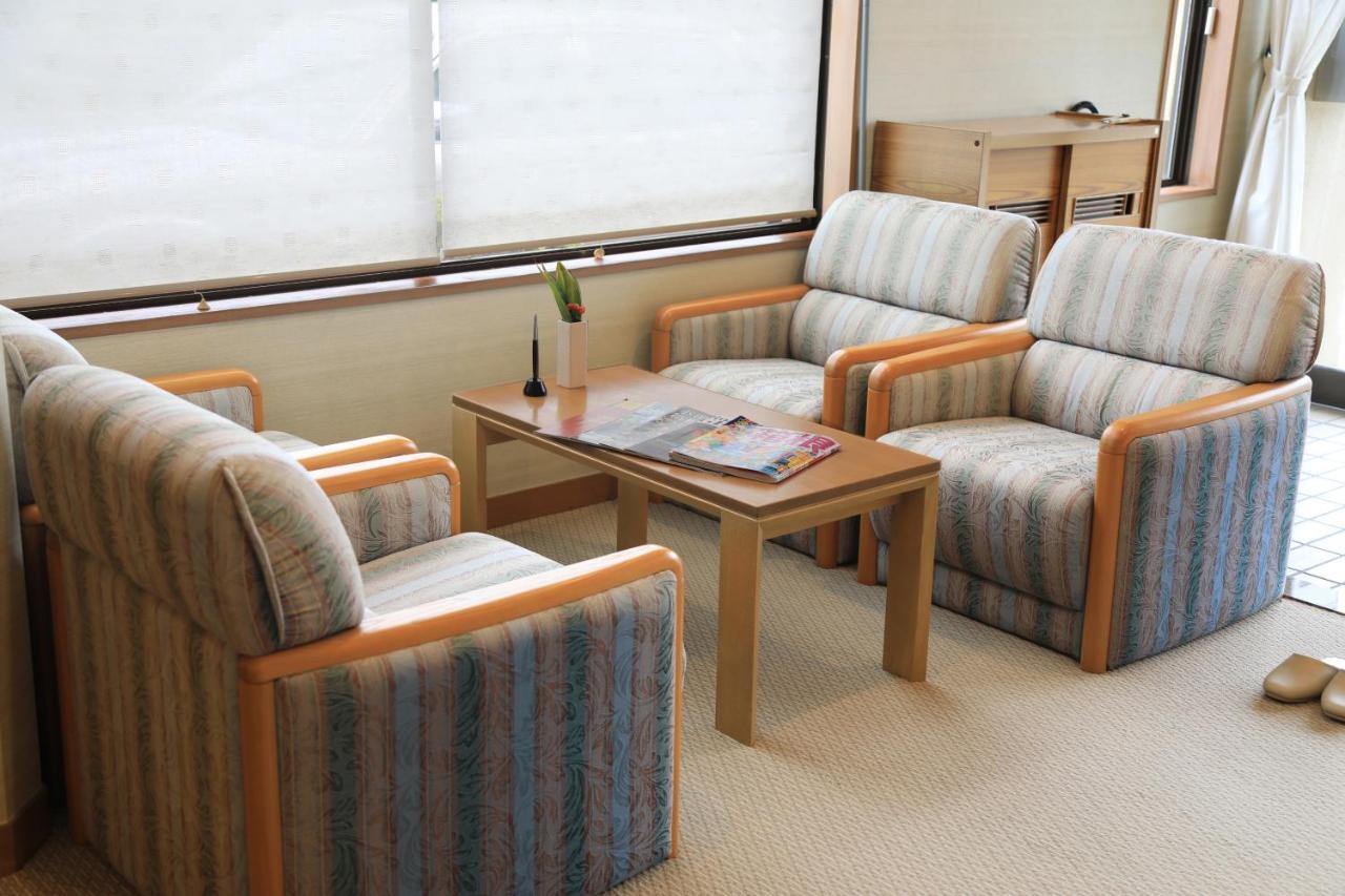 Raku Hotel Hakone Buitenkant foto