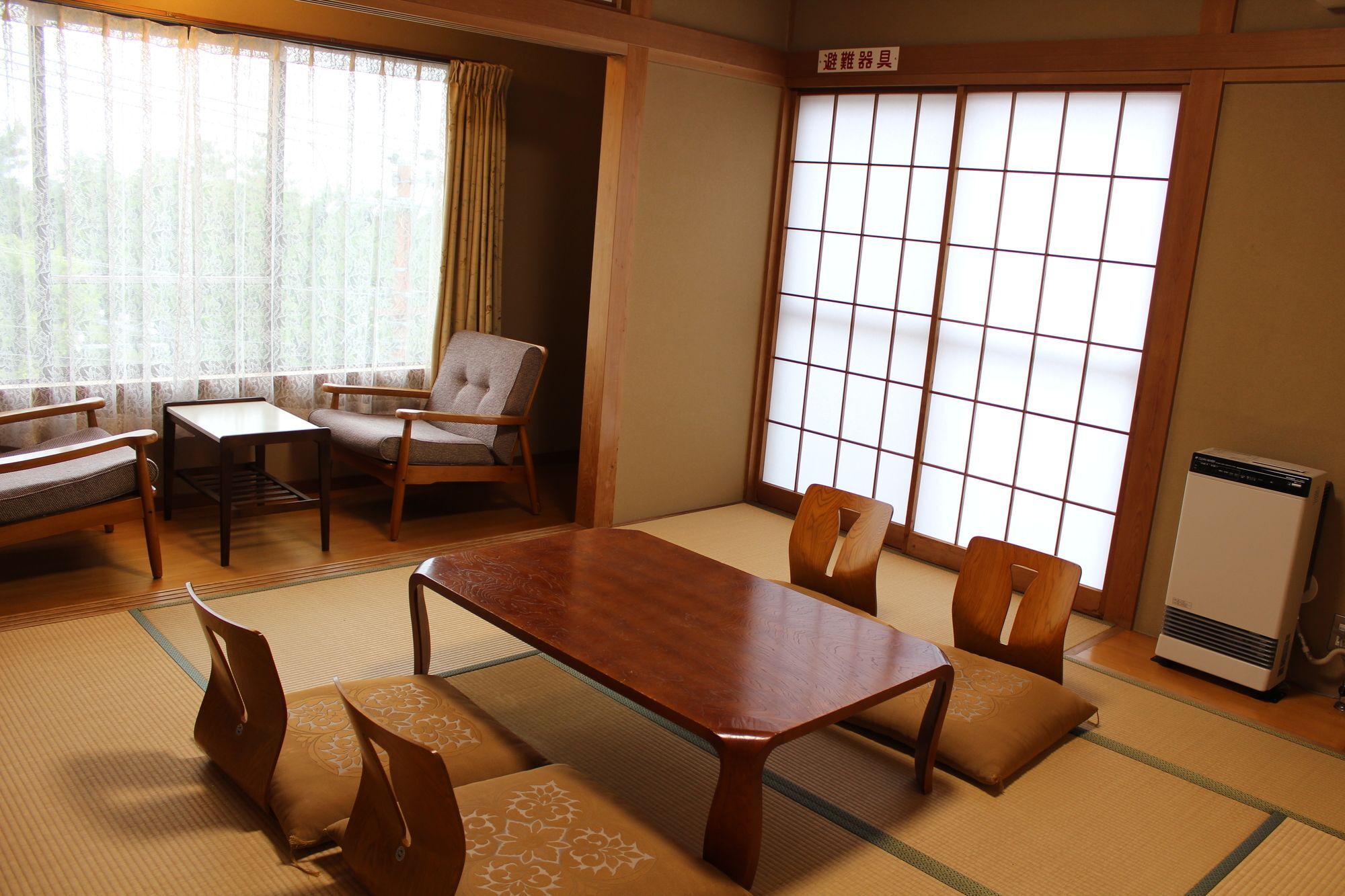 Raku Hotel Hakone Buitenkant foto